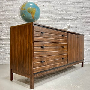 Mid Century Modern Long DRESSER / CREDENZA by American of Martinsville, c. 1960's image 9