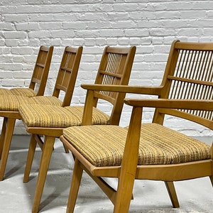 Mid Century MODERN Spindle Back DINING CHAIRS by Red Lion Furniture, Set of 4 image 3