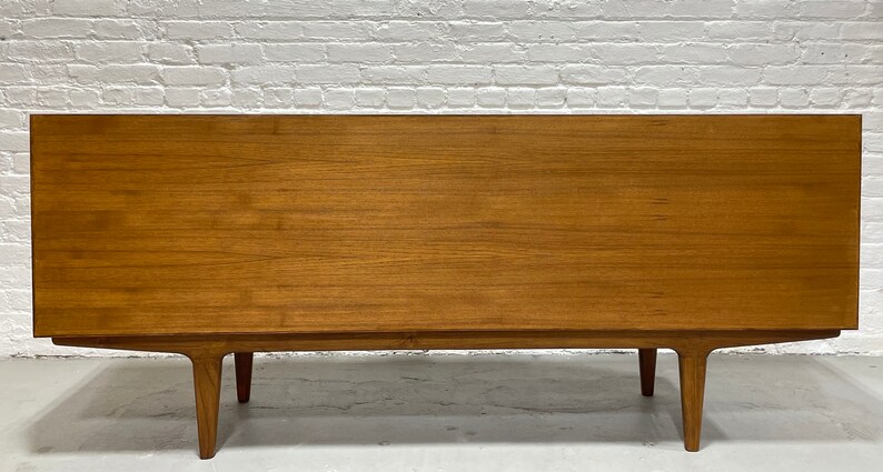 FUNKY Sculptural Mid Century MODERN styled CREDENZA / Media Stand / Sideboard image 9