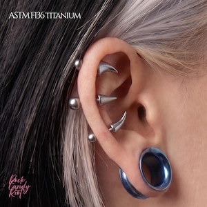 Punta a corno di diavolo in titanio ASTM F136, con filettatura interna, orecchino gotico anodizzato personalizzato per cartilagine, gioiello per piercing elice, conchiglia e trago