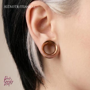 Copper Bronze Titanium Ear Tunnel,Threaded Hollow Flesh Gauge,Hand Anodized Implant Grade ASTM F136 Titanium,Single Stretched Lobe Plug