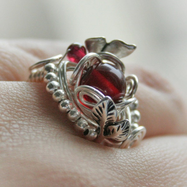 Bloody Forest - silver plated wire wrapped ring with cherry amber and garnet beads