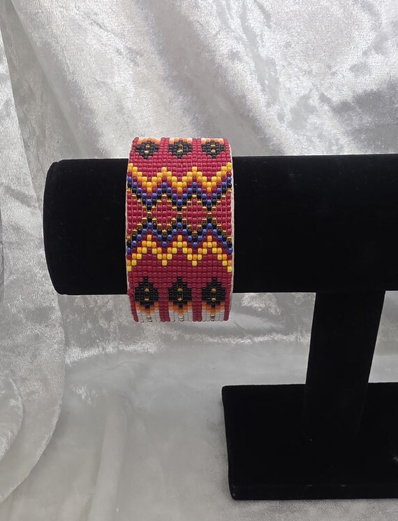 Beaded Black Wrap Bracelet with Multicolor Native-Inspired Pattern Navajo Hand Beaded Cuff Bracelet (ij702) - Mission Del Rey  main image 4