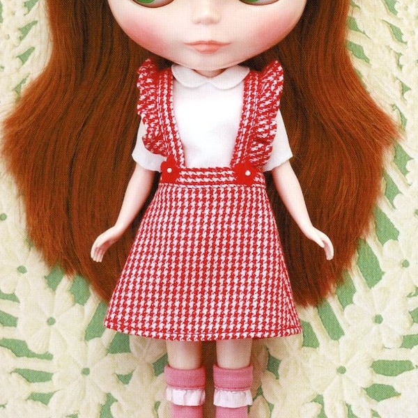 Blythe Ruffled Jumper Jupe, Chemisier et Chaussettes Patron de couture PDF Noms des modèles anglais, Clé de couture incluse