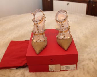 Gold Valentino Shoes size 41
