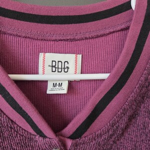 Urban Outfitters BDG Women's Cameron Henley Sweater Size M Purple Grunge Y2k Bild 3