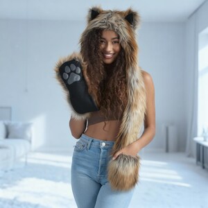 Spirit Hood Fur - Etsy display picture 1