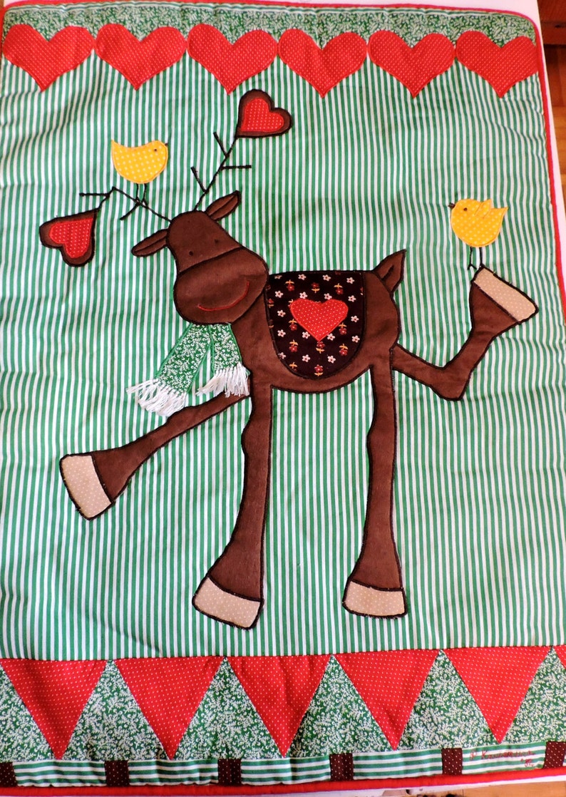 Whimsical Reindeer Wallhanging Patchwork Machine Appliqued Etsy