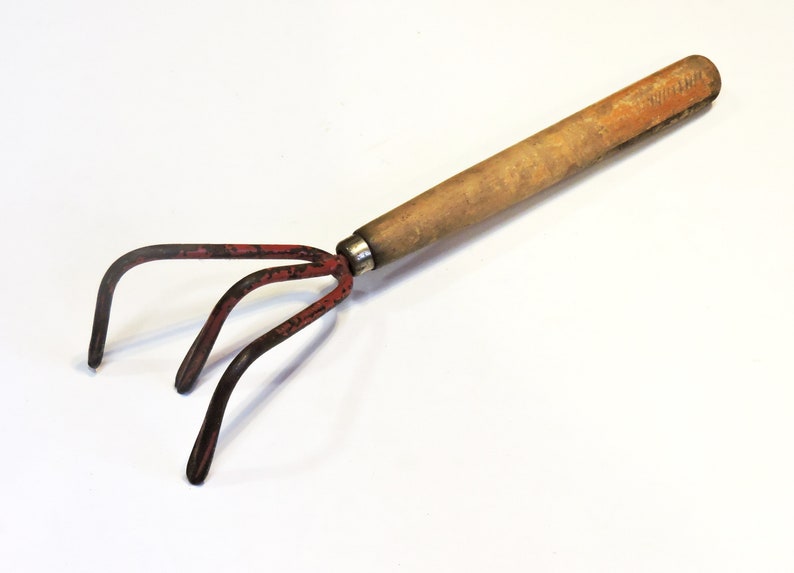 Vintage Hand Cultivator Metal Claw Rake Hand Held Primitive Etsy