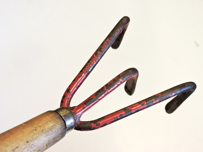 Vintage Hand Cultivator Metal Claw Rake Hand Held Primitive | Etsy