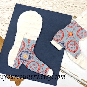 Cowboy Boot Appliques Pair Prim Cotton Fabric Feedsack Vintage Patchwork Quilt Western Embellishments Art Craft Supplies itsyourcountry