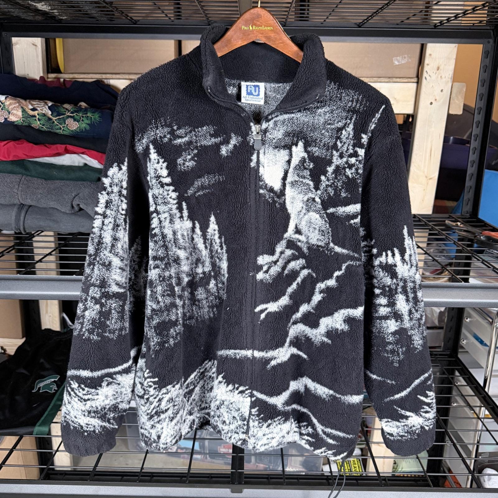Vintage 90's Art Unlimited Sportswear Men's Fleece Jacket Wolf
