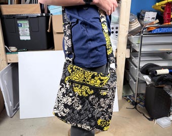 Vera Bradley Shoulder Bag Crossbody Floral Print Black Yellow Gray