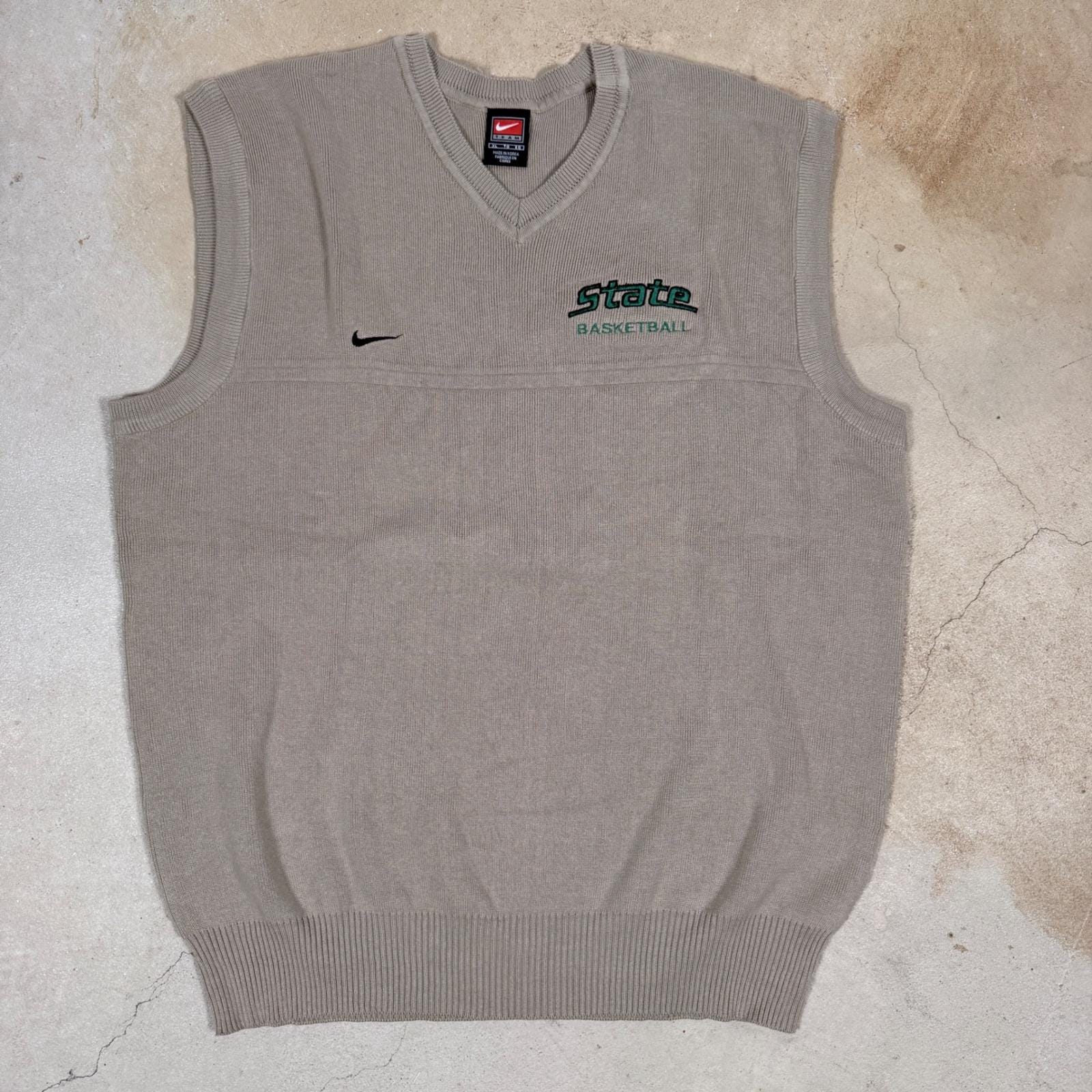 nike mens sweater vest