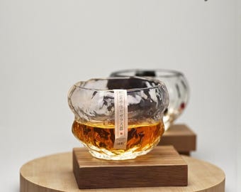 Handmade Japanese Whiskey Glass 240ml – Textured Rock Tumbler for Bourbon & Scotch – Premium Gift-Boxed Drinkware