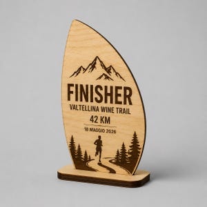 Niestandardowe drewniane trofeum Wave Finisher do biegu terenowego | Ekologiczna, budżetowa nagroda za maraton, tabliczka grawerowana laserowo