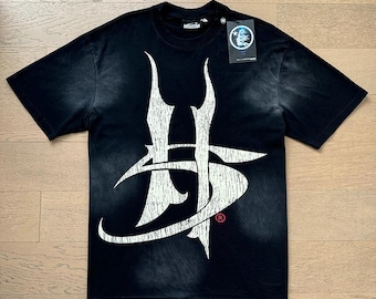 Urban Graphic T-Shirt | Vintage Y2K Streetwear