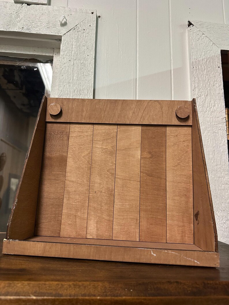 Shaker Box Display image 2