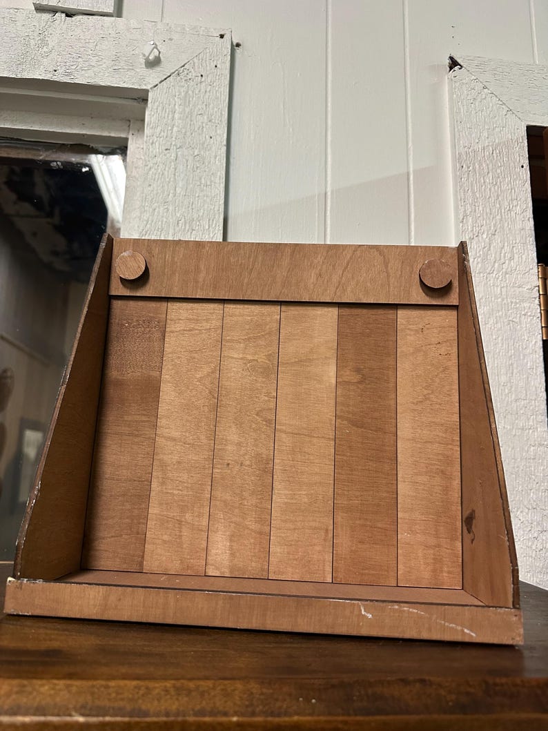 Shaker Box Display image 3