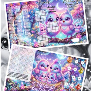 Peut inclure: Illustration colorée avec le texte "L'Héritage des Oiseaux de Lumière". L'image présente de mignons oiseaux de dessin animé dans un cadre fantastique, avec des puzzles Sudoku et des jeux de recherche de mots. La palette de couleurs comprend des roses, des bleus et des violets.