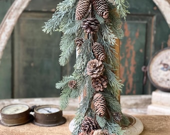 Realistic Pinecone Garland-Artificial Winter Garland-Rustic Christmas Mantel Garland-Modern Christmas Garland-Holiday Decor-Outdoor Garland