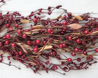 Red Berry Garland-Rustic Farmhouse Christmas-Christmas Table Runner-Holiday Garland for Mantel-Rustic Garland-Christmas Mantel Décor