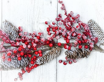 Christmas Garland 5' Frosted Red Berry and Pinecone Garland-mantle  Decor-christmas Tree Garland-holiday Home Decor-diy Christmas Supplies 