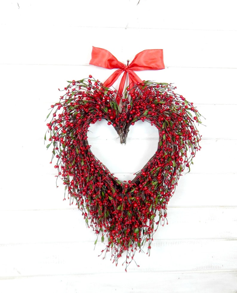 Valentine's Day Wreath-Front Door Wreath-Valentine's Day Wreath-Housewarming Gift-Heart Wreath-Anniversary Gift-Door Wreath-Wreath-Gifts image 4