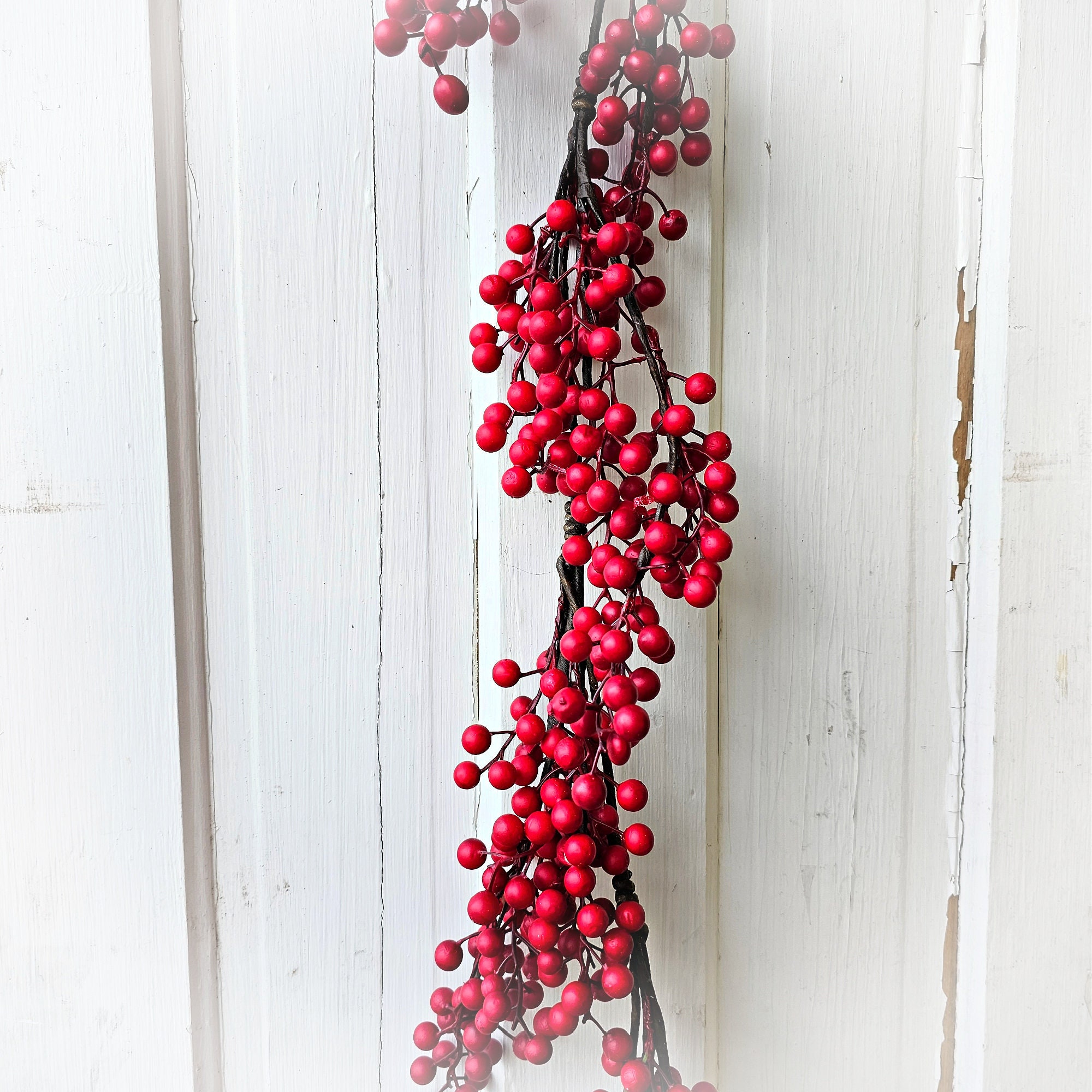 Christmas Garland 5' Frosted Red Berry and Pinecone Garland-mantle  Decor-christmas Tree Garland-holiday Home Decor-diy Christmas Supplies 