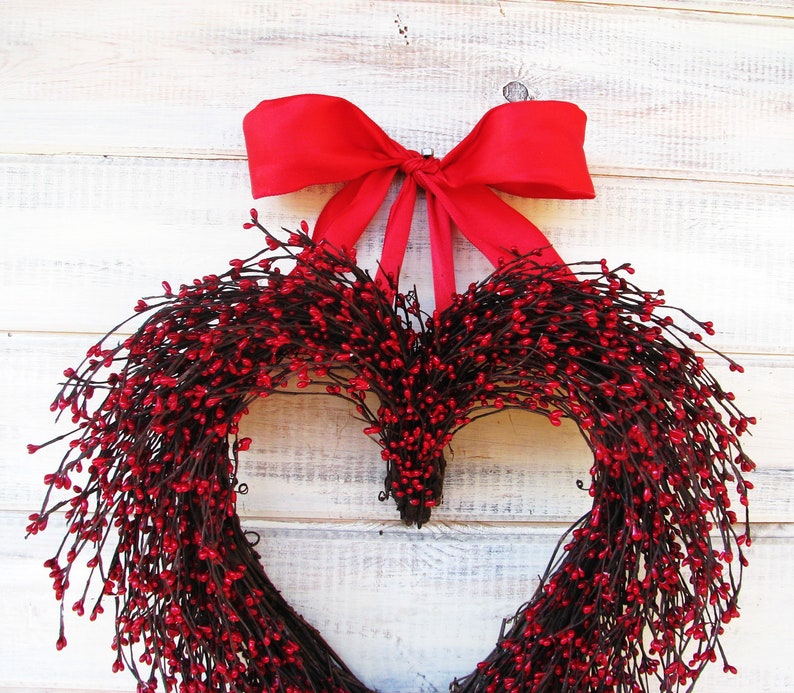 Valentines Day Heart Wreath Decoration Mother's Day Wreath-Mother's Day Gift-Heart Wreath-Red Wreath-Valentine's Day Decor-Anniversary Gift image 2