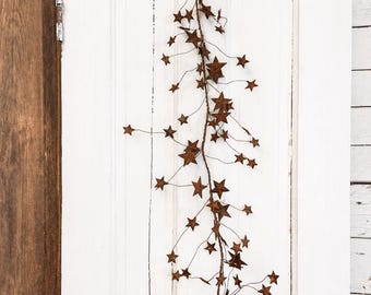 Rustic Metal Star Garland