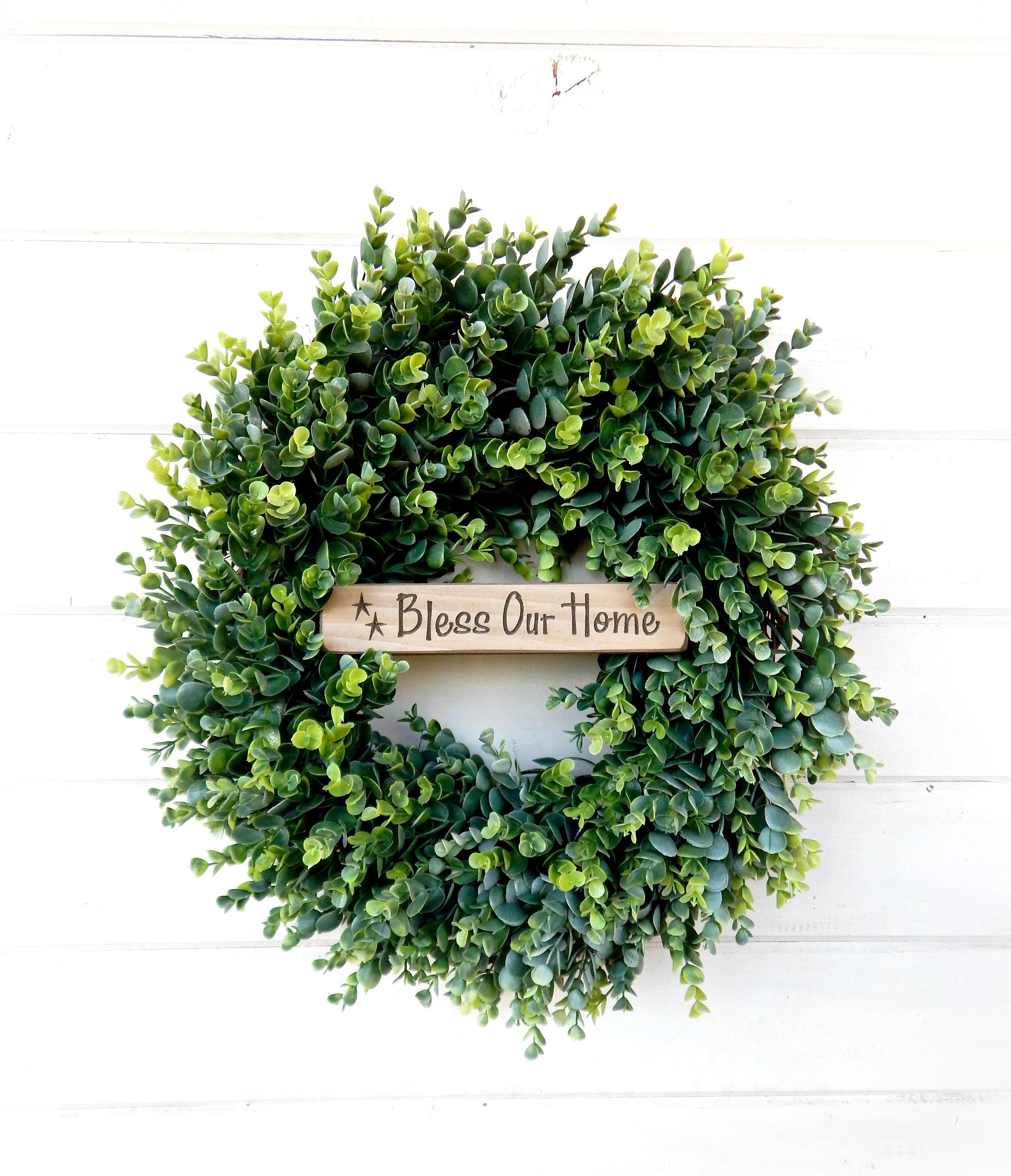 Modern Farmhouse Artificial Frosted Eucalyptus Wreath-mini Window