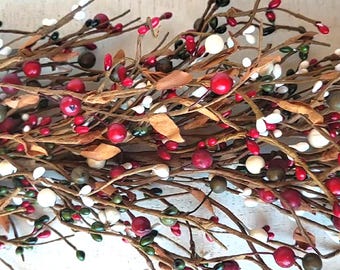 Christmas Garland-Red White & Green Berry Garland-Christmas Table Decor-Christmas Mantle Garland-Traditional Christmas Decor-Holiday Home