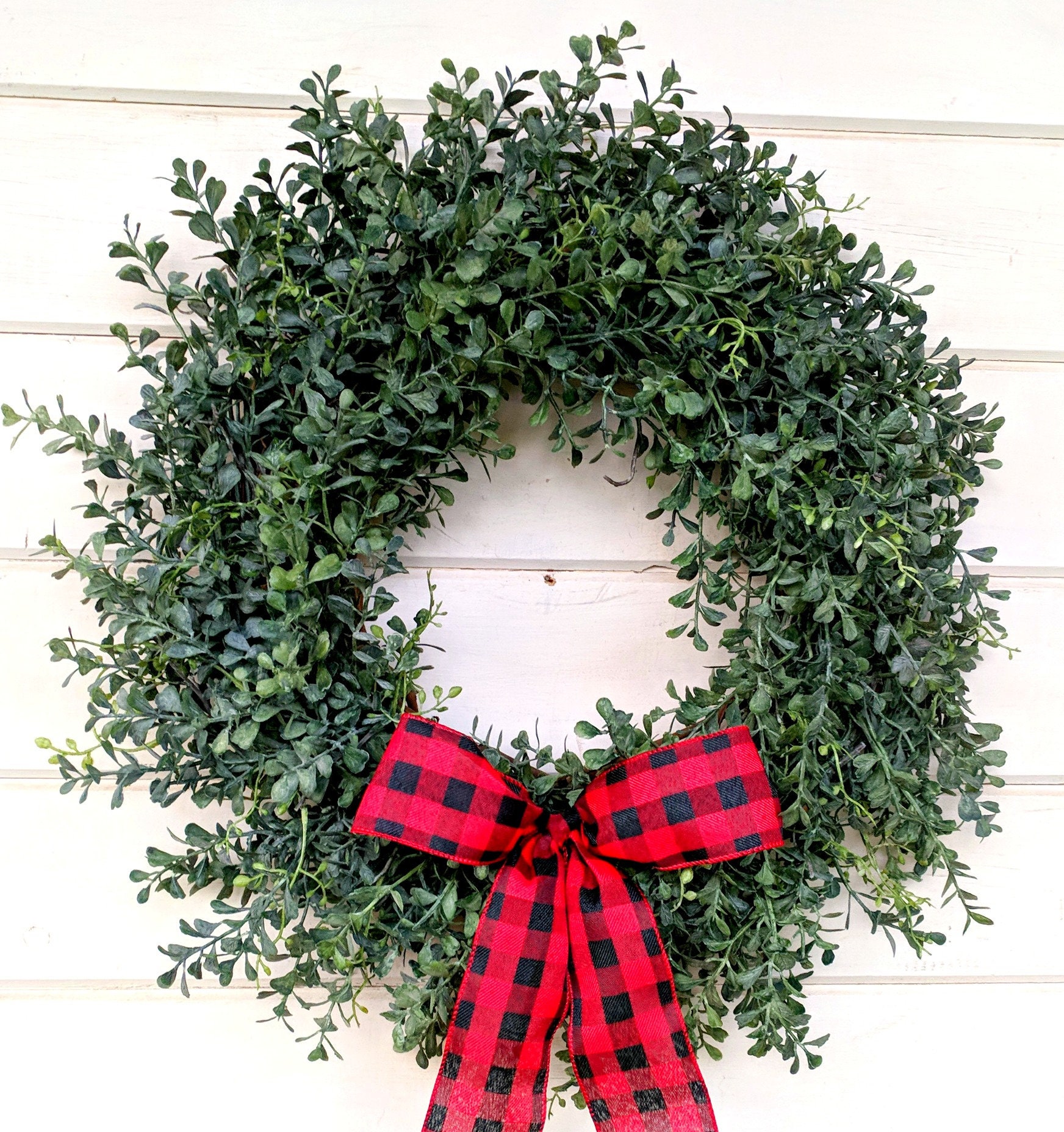 Outdoor Christmas Wreath Photos All