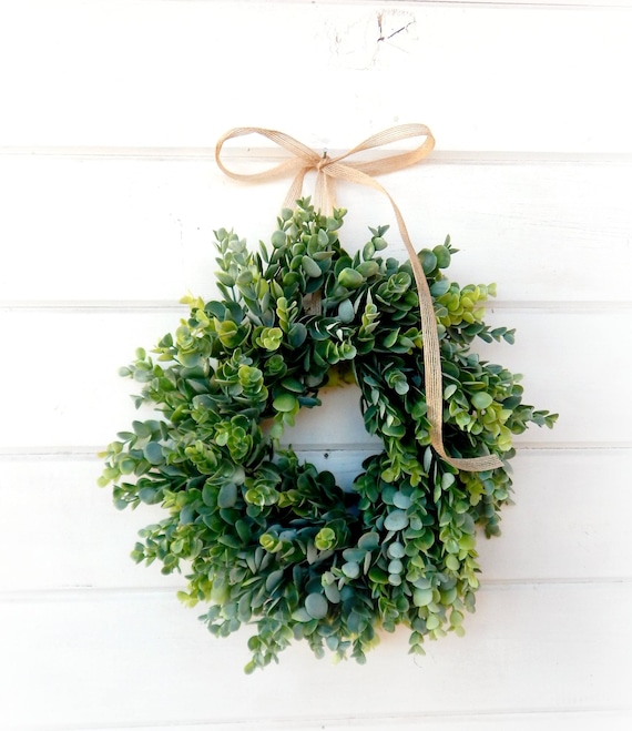 Modern Farmhouse Artificial Frosted Eucalyptus Wreath-mini Window