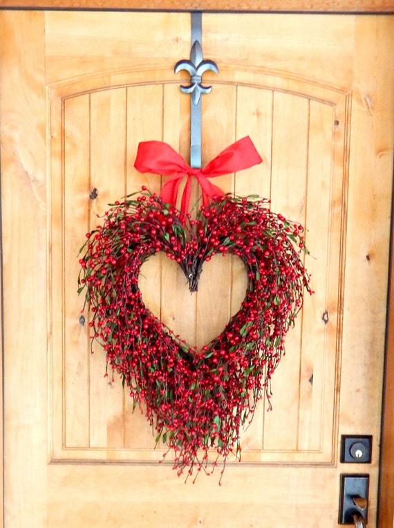  Valentines Day Wreaths for Front Door, 16 Inch Burlap Heart  Shaped Door Wreath with Buffalo Plaid Bows, Valentine's Day Anniversary  Wedding Party Dinner Decorations (A) : Home & Kitchen