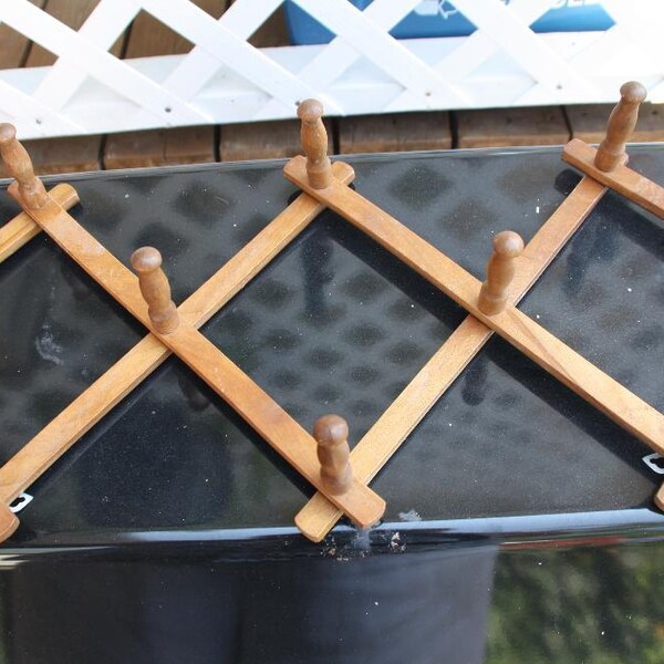 Wood cup rack - Vintage hanging rack