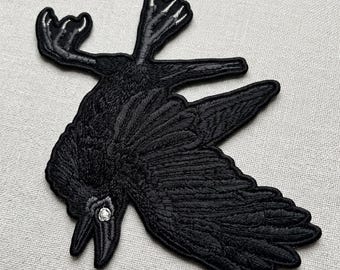 Diving Raven Patch - Crow Embroidery - Gothic Black Bird Badge - Spooky Occult Iron On - Large Back Patch for Jackets - Halloween Gift