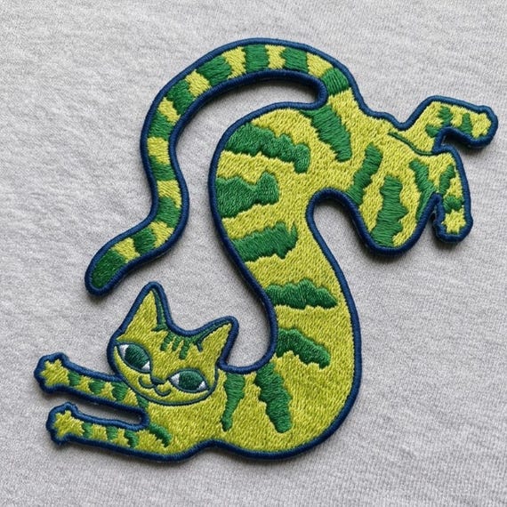 Long Wiggle Cat Iron On Patch, Psychedelic Green Striped Cat Embroidery, Multiple Sizes 3" to 10", Large Trippy Back Patch