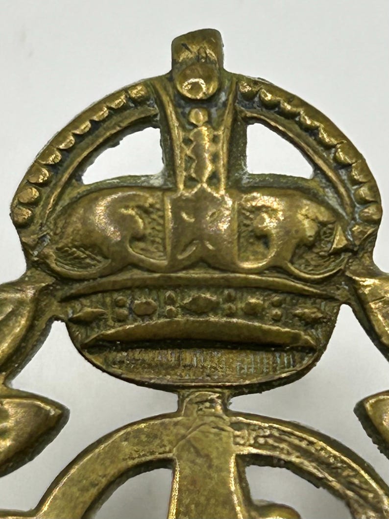 WWII RAF Cap Badge • Brass King’s Crown Royal Air Force Badge • 1936 ...