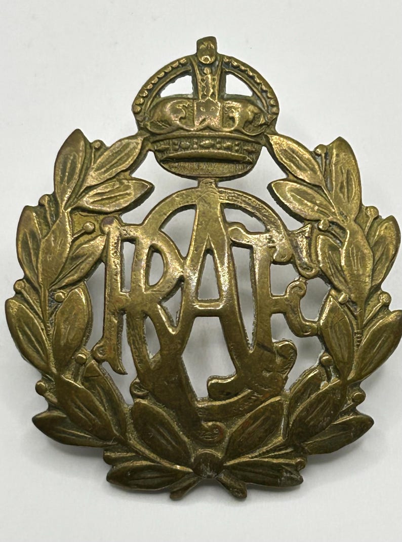 WWII RAF Cap Badge • Brass King’s Crown Royal Air Force Badge • 1936 ...