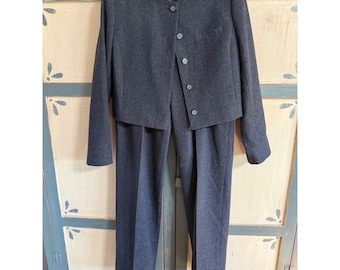 Vintage Women's Pendleton Wool Pant Suit Charcoal Gray Cropped Jacket USA