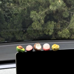 Handmade Miniature Fruit Car Accessories Kawaii Car Dashboard Decor Fruit Car Screen Ornament Desktop Ornament Kitchen Decor Valentines Gift