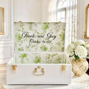 Wedding Keepsake Box, Personalized Bridal Trunk, Custom Memory Chest