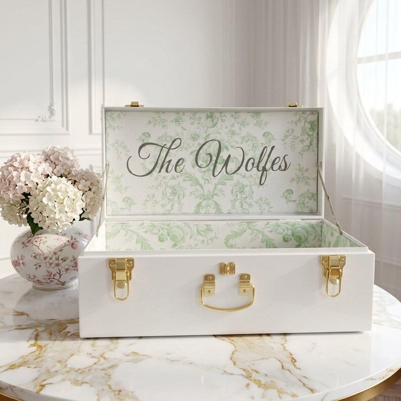 Wedding Keepsake Box, Personalized Bridal Trunk, Custom Memory Chest