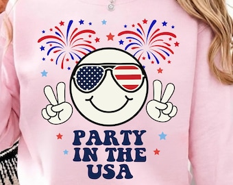 Party in USA SVG PNG, 4th of July Retro Shirt Design (Digital Download)