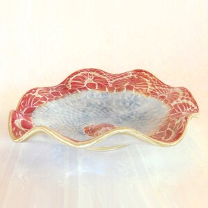 Live Edge Serving Bowl, Lace Textured with Fluted Rim