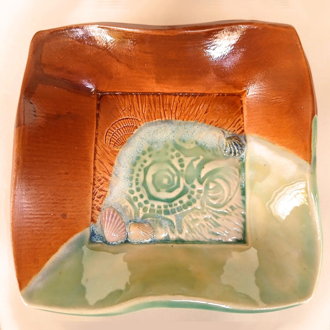 Shell Potery Sea and Sand Beach Motif With Shells, Handmade Pottery Small Decorative ...