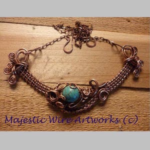 Small Crescent Woven Statement Necklace Tutorial