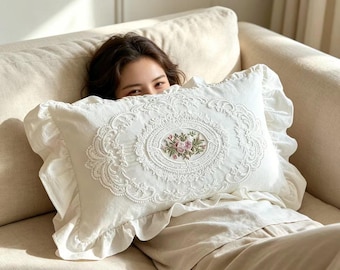 Funda de almohada lumbar francesa con volantes, funda de cojín de algodón bordada, almohada decorativa floral vintage, almohada lumbar estilo cottagecore, sin relleno.